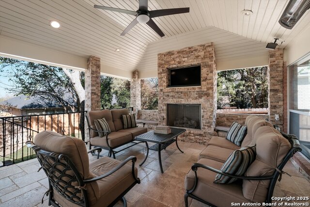 Image 25 of 30 For 9115 Dapple Gray Ct