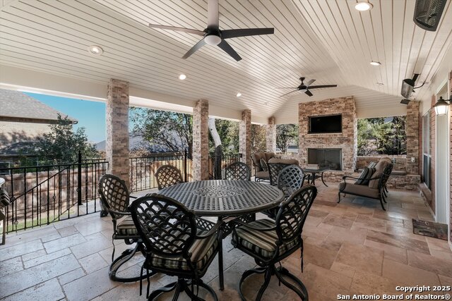 Image 26 of 30 For 9115 Dapple Gray Ct