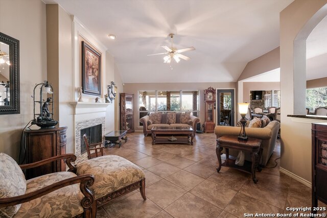 Image 6 of 30 For 9115 Dapple Gray Ct