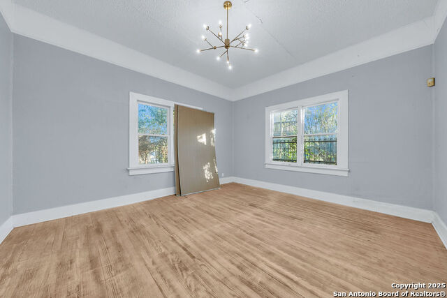 Image 16 of 26 For 1610 Commerce W