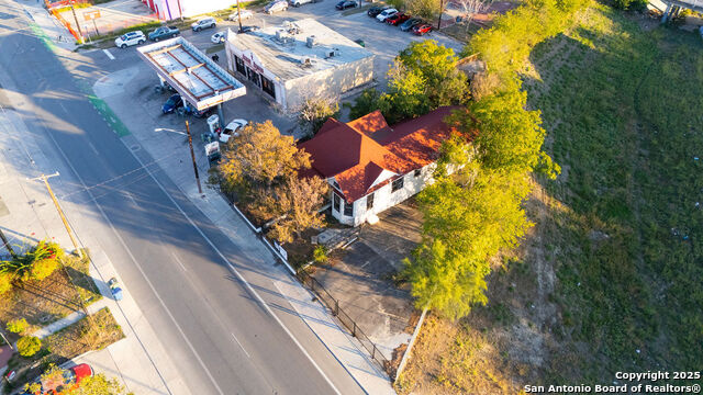 Image 24 of 26 For 1610 Commerce W