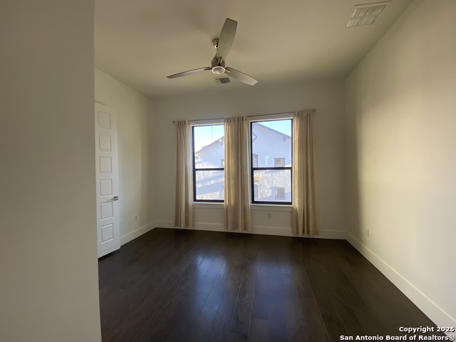 Image 22 of 29 For 825 Saint Marys N Unit 102