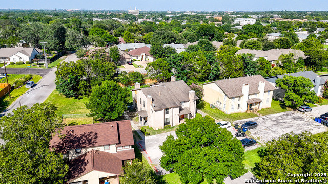 Image 17 of 18 For 1024 Mission Dr  B