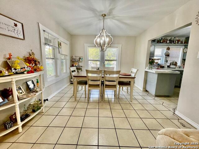 Image 12 of 32 For 941 Ripford