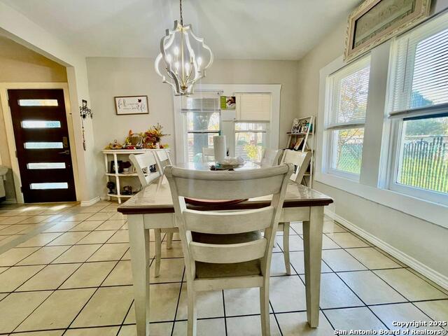 Image 13 of 32 For 941 Ripford