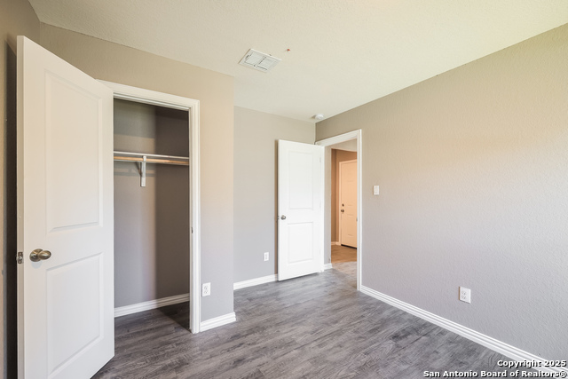 Image 15 of 21 For 3343 Martin Luther King