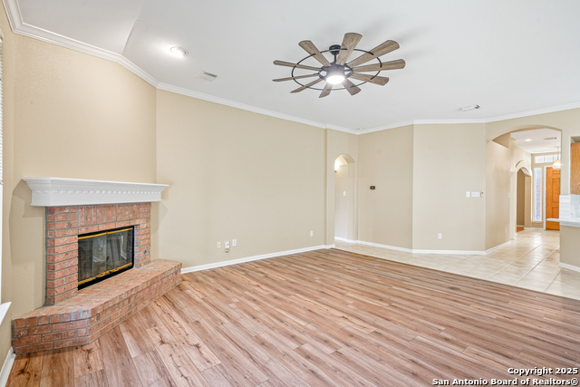 Image 15 of 31 For 8615 Traciney Blvd