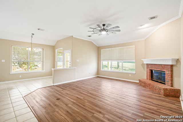 Image 16 of 31 For 8615 Traciney Blvd