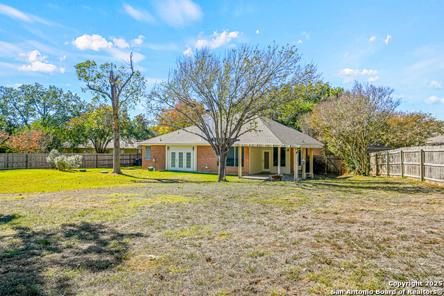 Image 28 of 31 For 8615 Traciney Blvd