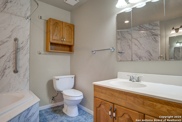 Image 15 of 26 For 13926 Anchorage Hill