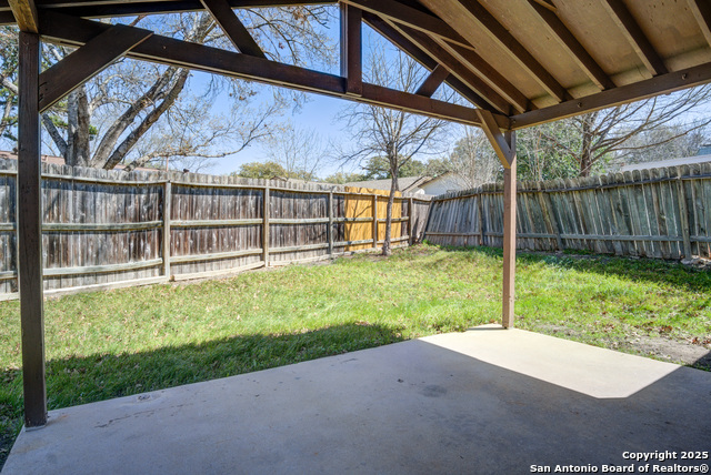 Image 22 of 26 For 13926 Anchorage Hill