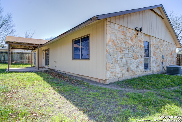 Image 24 of 26 For 13926 Anchorage Hill