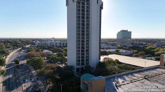 Image 20 of 20 For 7701 Wurzbach Rd 806