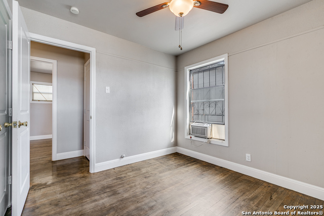 Image 19 of 36 For 354 Las Palmas