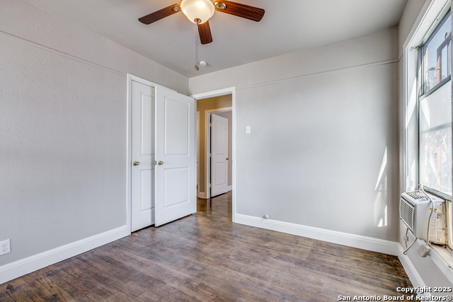 Image 20 of 36 For 354 Las Palmas