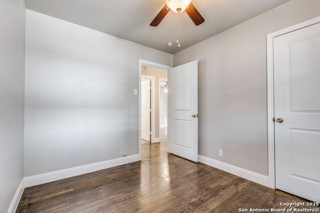 Image 26 of 36 For 354 Las Palmas