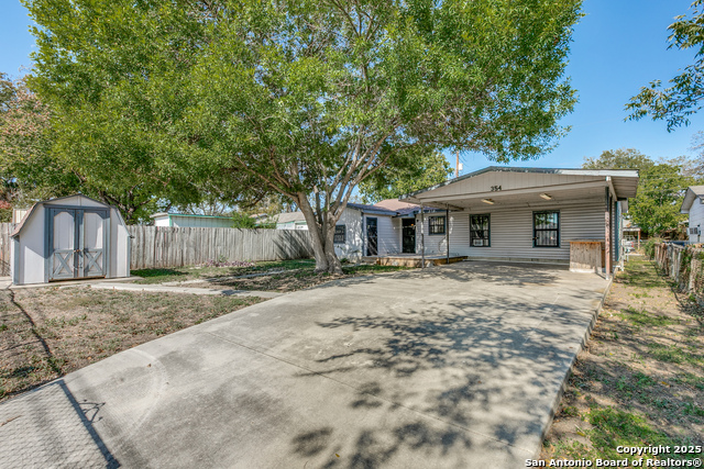 Image 32 of 36 For 354 Las Palmas