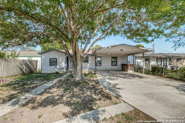 Image 33 of 36 For 354 Las Palmas