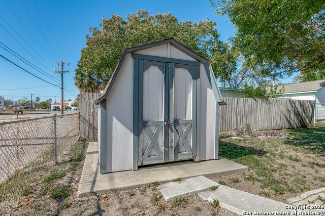 Image 36 of 36 For 354 Las Palmas