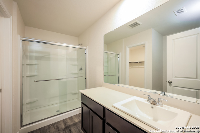 Image 12 of 21 For 574 Morningview