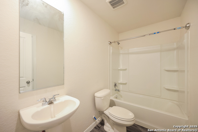 Image 19 of 21 For 574 Morningview