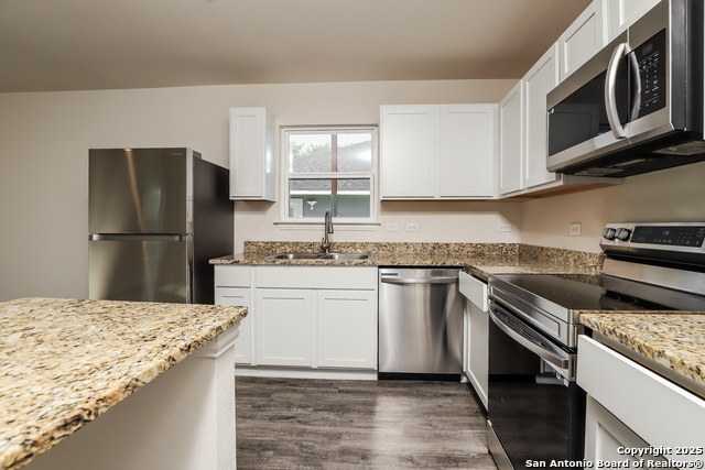 Image 9 of 21 For 1622 Saenz  