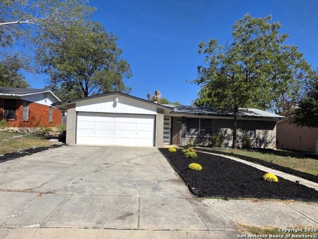 Image 3 of 31 For 207 Tammy  