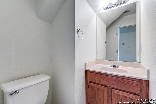 Image 15 of 33 For 59 Rainy Ave