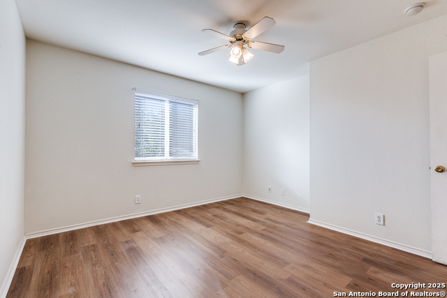 Image 25 of 33 For 59 Rainy Ave