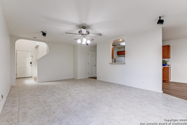 Image 7 of 33 For 59 Rainy Ave