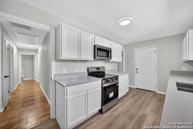 Image 3 of 11 For 119 Oxford Dr