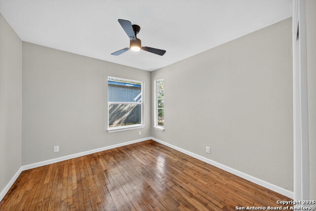 Image 7 of 11 For 119 Oxford Dr