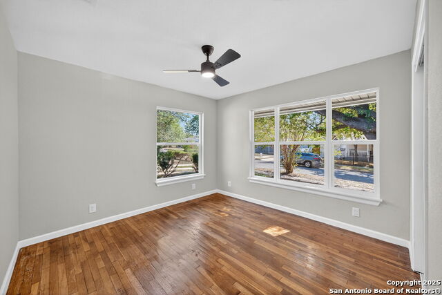 Image 8 of 11 For 119 Oxford Dr