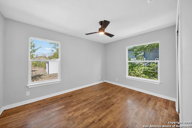 Image 9 of 11 For 119 Oxford Dr