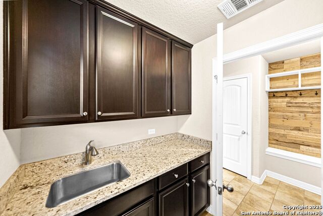 Image 36 of 46 For 18011 Antero Mount