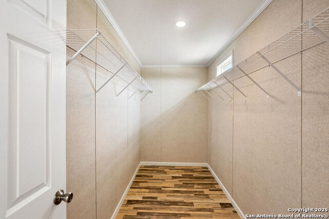 Listing photo id 11 for 113 County Road 2644