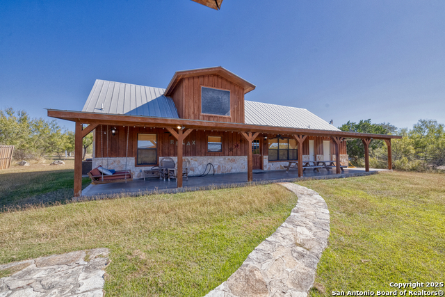 Listing photo id 16 for 38 Mountain Laurel