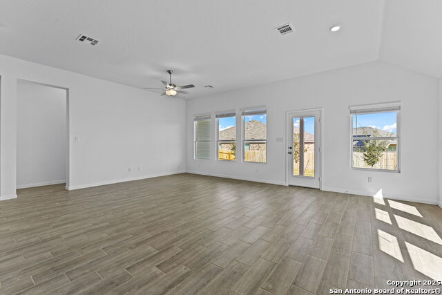 Image 19 of 28 For 4106 Hampshire Way