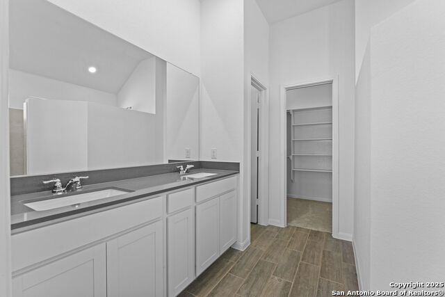 Image 24 of 28 For 4106 Hampshire Way