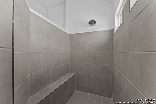 Image 26 of 28 For 4106 Hampshire Way