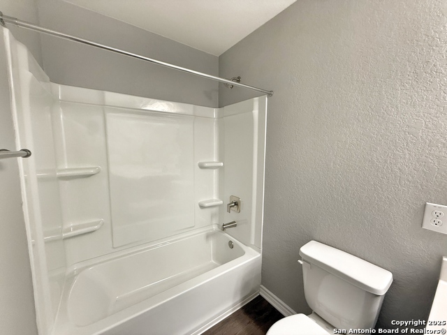 Image 25 of 38 For 108 Bass Ln  