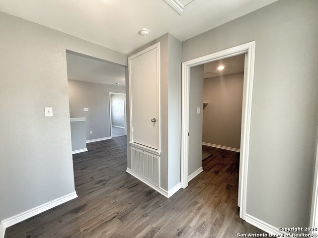 Image 28 of 38 For 108 Bass Ln  