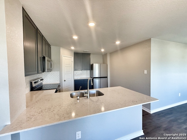 Image 7 of 38 For 108 Bass Ln  