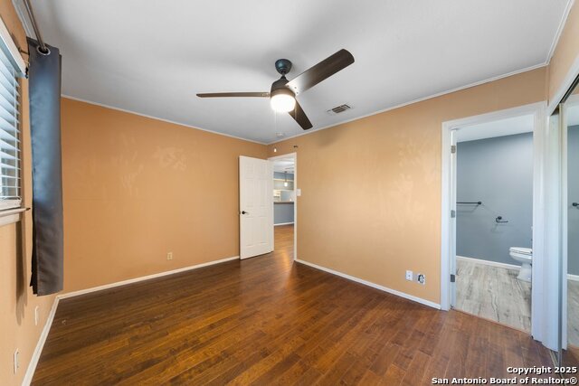 Image 17 of 37 For 7015 Forest Pine Street