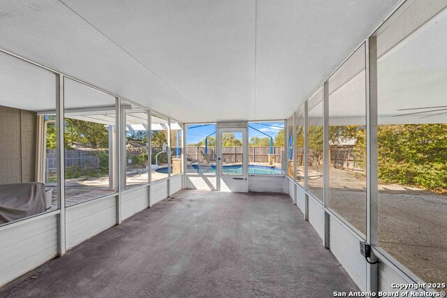 Image 28 of 37 For 7015 Forest Pine Street