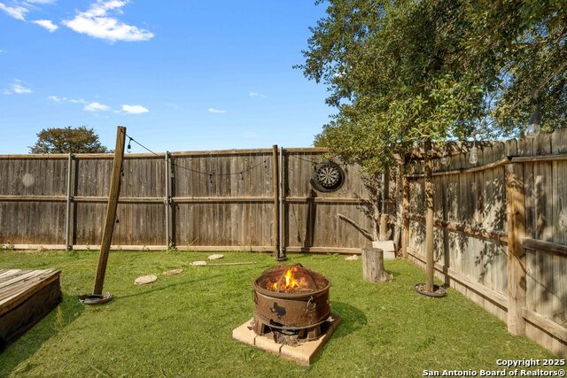 Image 29 of 37 For 7015 Forest Pine Street