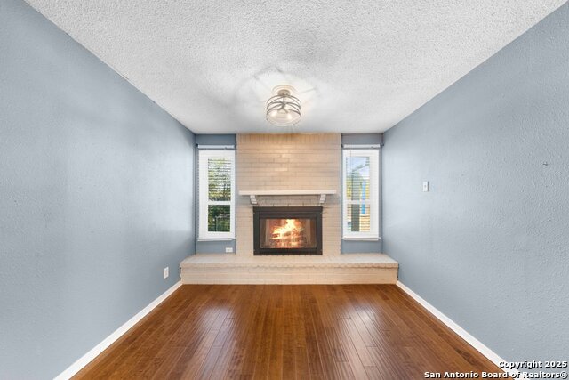 Image 9 of 37 For 7015 Forest Pine Street