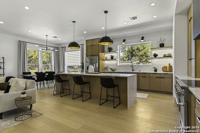 Image 11 of 42 For 120 River View