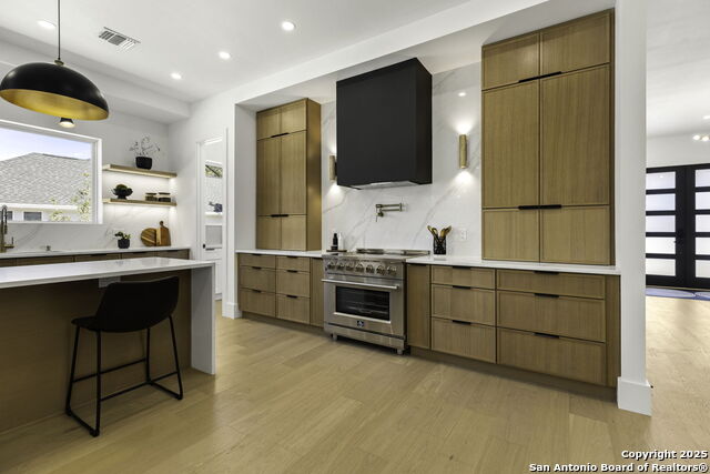 Image 12 of 42 For 120 River View