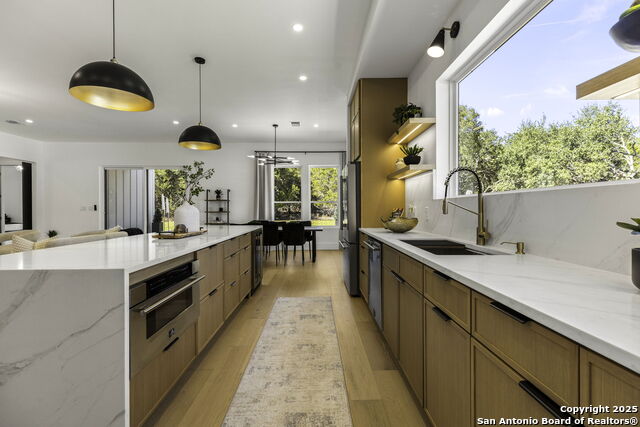 Image 13 of 42 For 120 River View